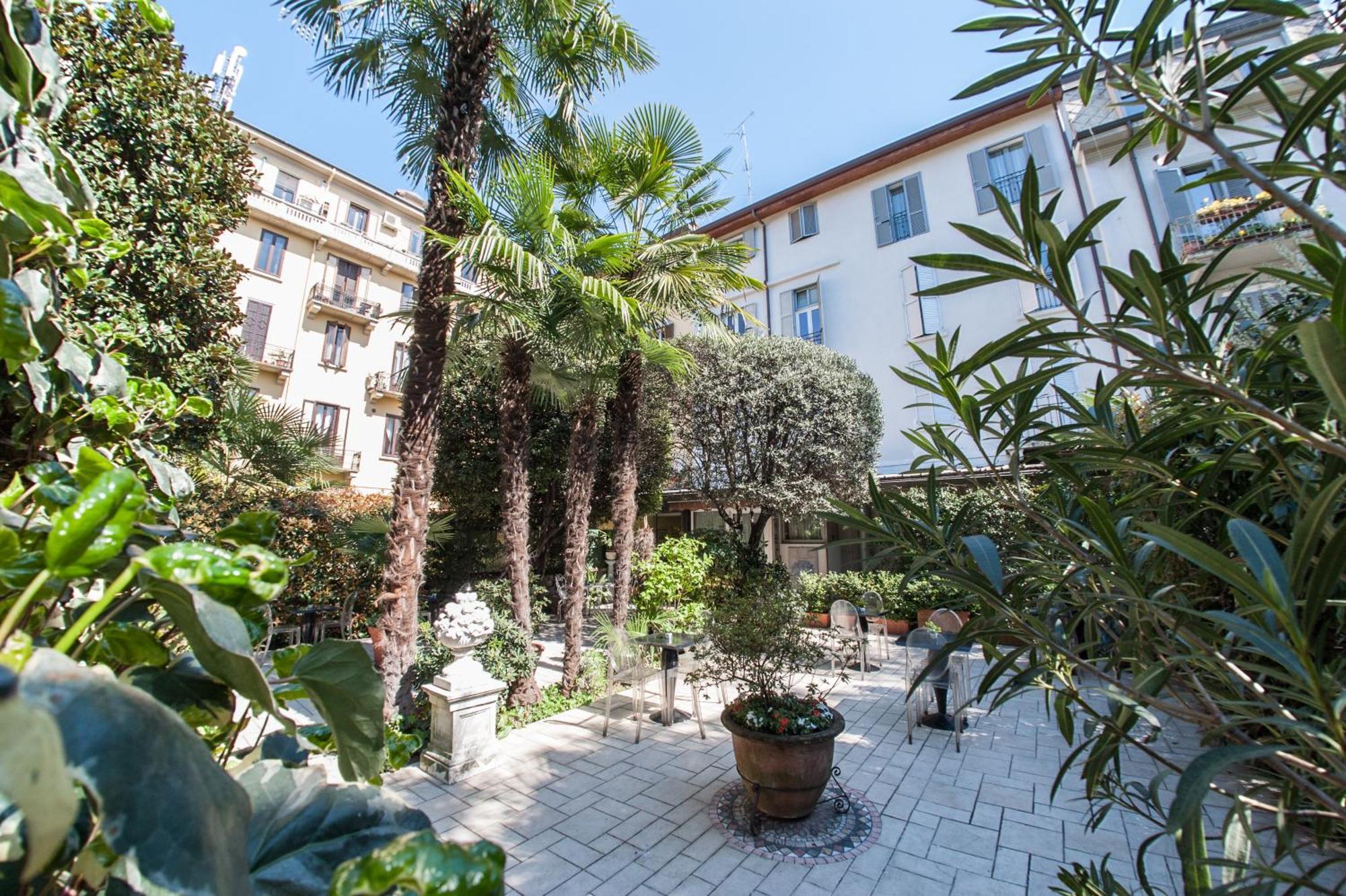 The Best Hotel — Fotos 2